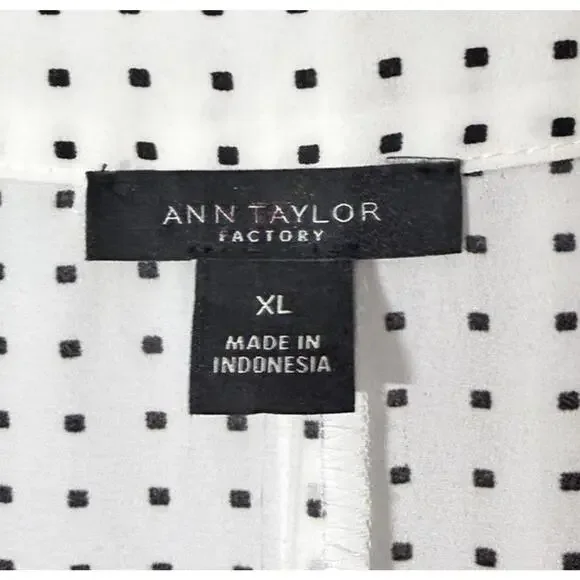 NWT Ann Taylor Factory Womens Short Sleeve V Neck Pullover Top Blouse Shirt XL - Picture 7 of 12
